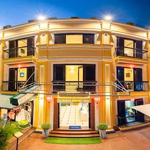 Hotel Golden River Hoi An